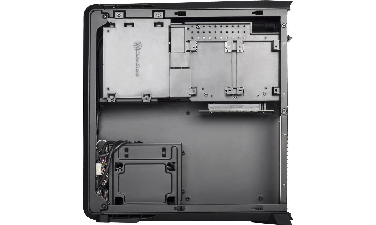 SilverStone RAVEN Z SST-RVZ01B Wnętrze