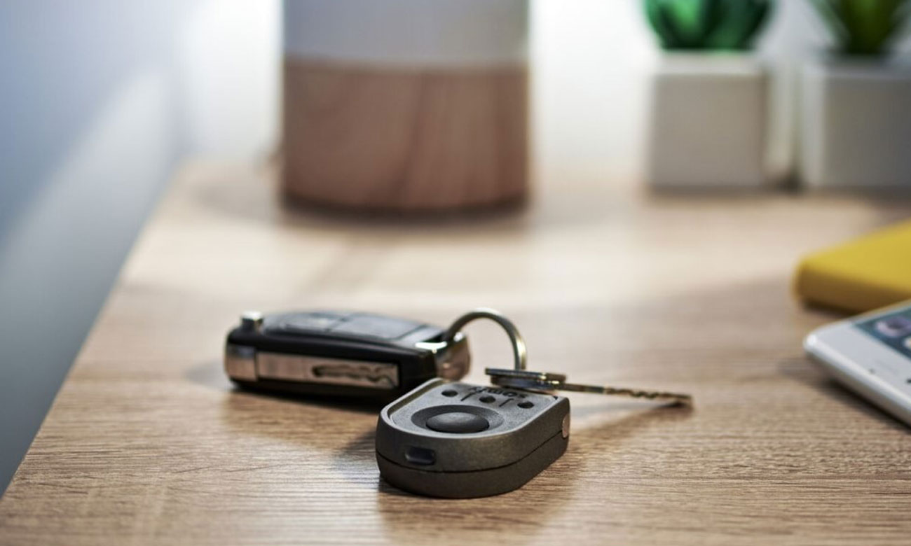Pilot Somfy Keygo IO Czterokanałowy - Grafika lifestyle