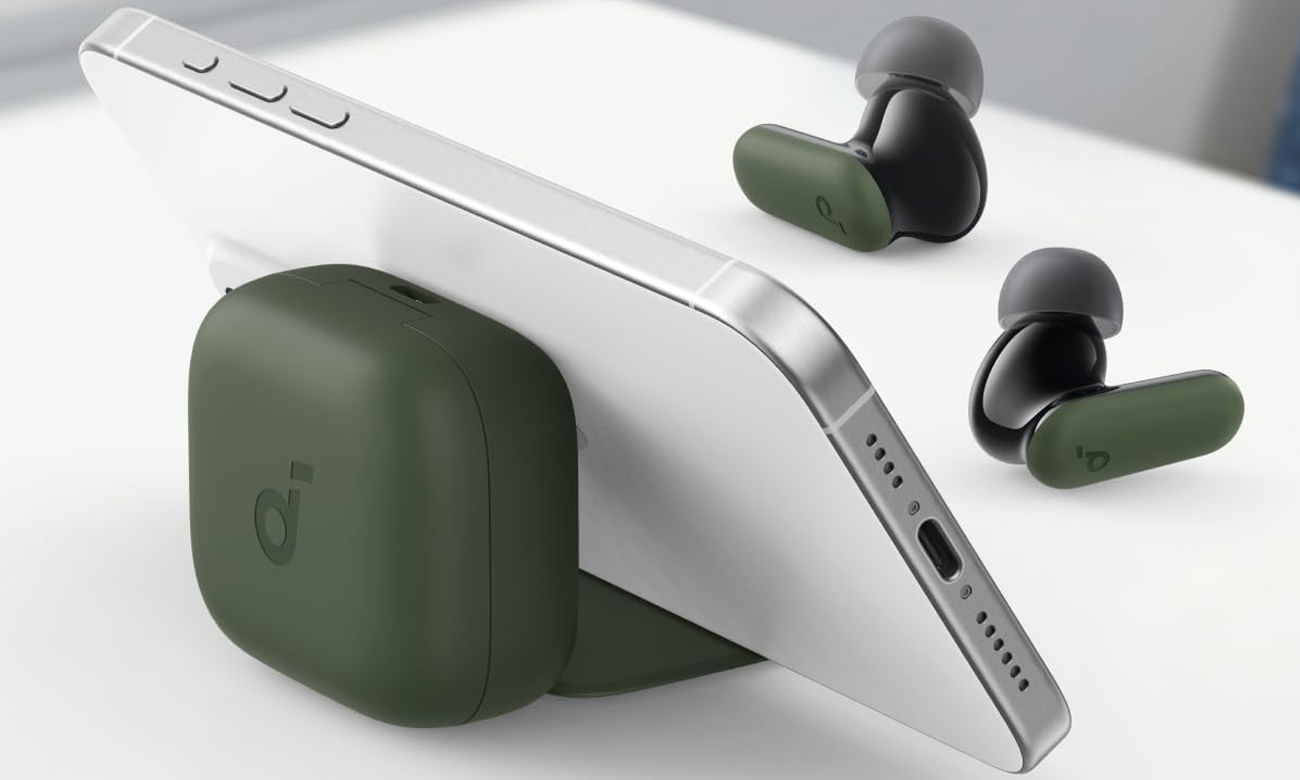 Słuchawki bezprzewodowe SoundCore P30i Zielono-czarne - Grafika lifestyle