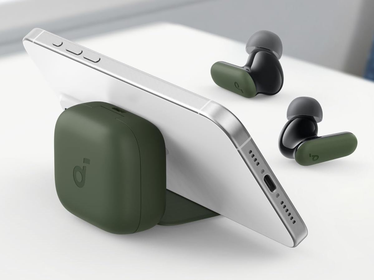 Słuchawki bezprzewodowe SoundCore P30i Zielono-czarne - Grafika lifestyle