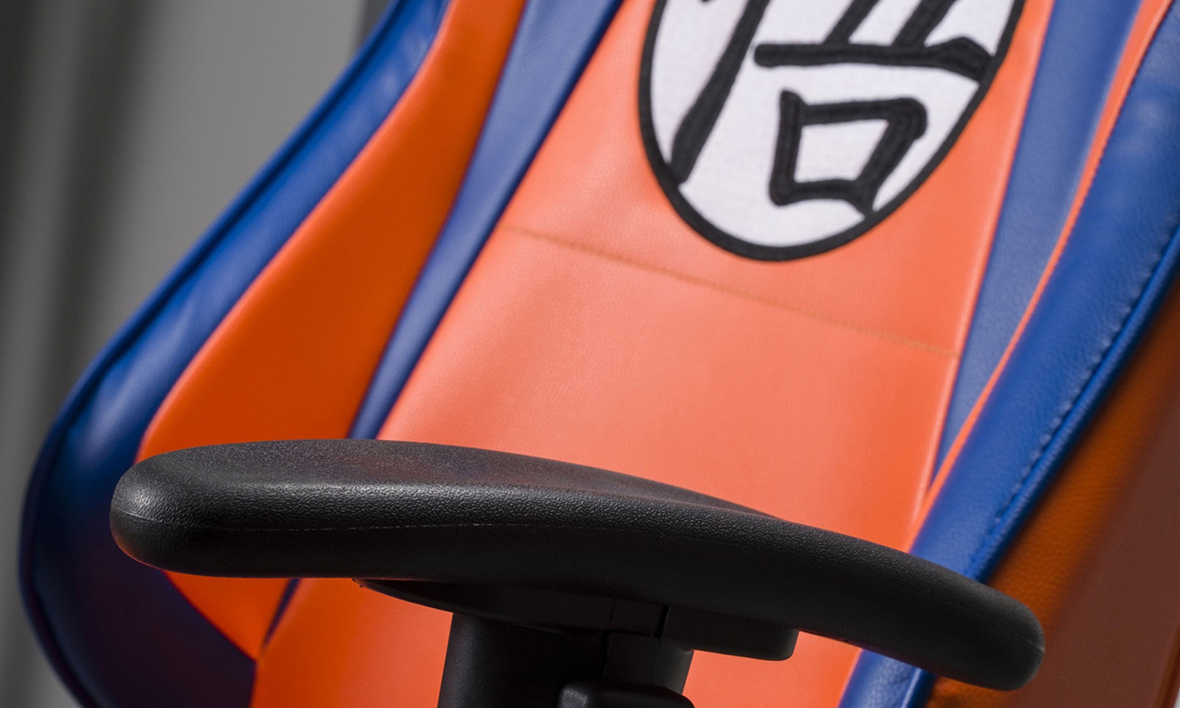 Fotel gamingowy Subsonic Pro Gaming Chair Dragon Ball Z - Grafika lifestyle