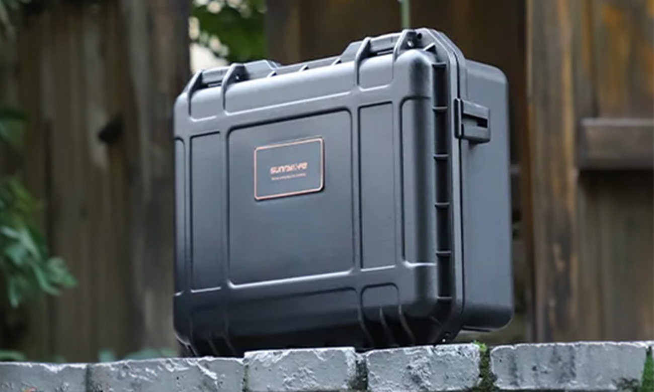 Wodoodporna walizka Sunnylife do drona DJI Air 3 - Grafika lifestyle