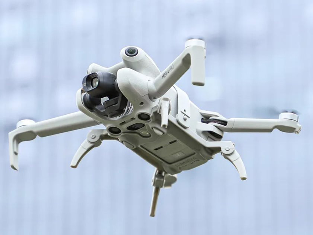 Podwyższenie podwozia Sunnylife do DJI Mini 4 Pro Szare - Grafika lifestyle