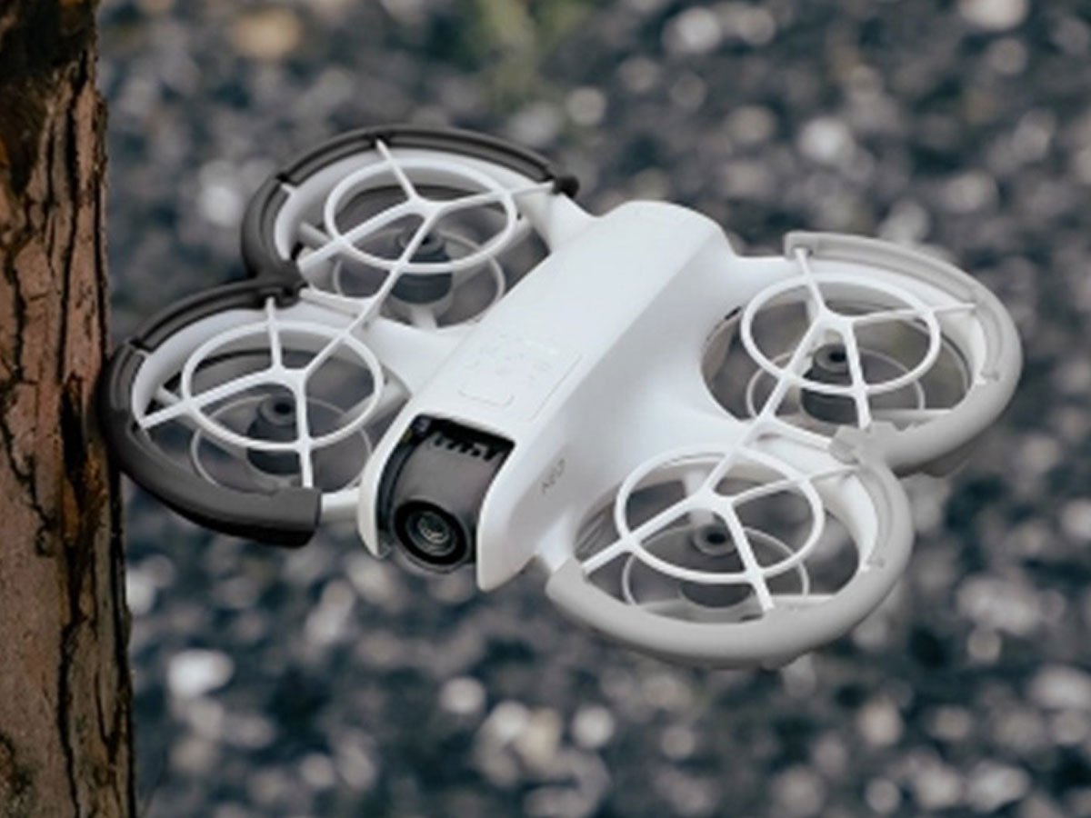 Osłona śmigieł Sunnylife do DJI Neo Szara - Grafika lifestyle