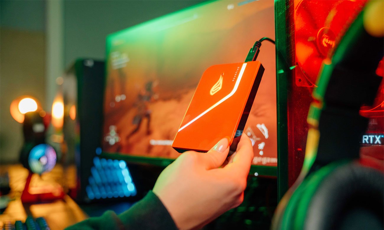 SureFire PyroDrive Gaming SSD 2 TB Red