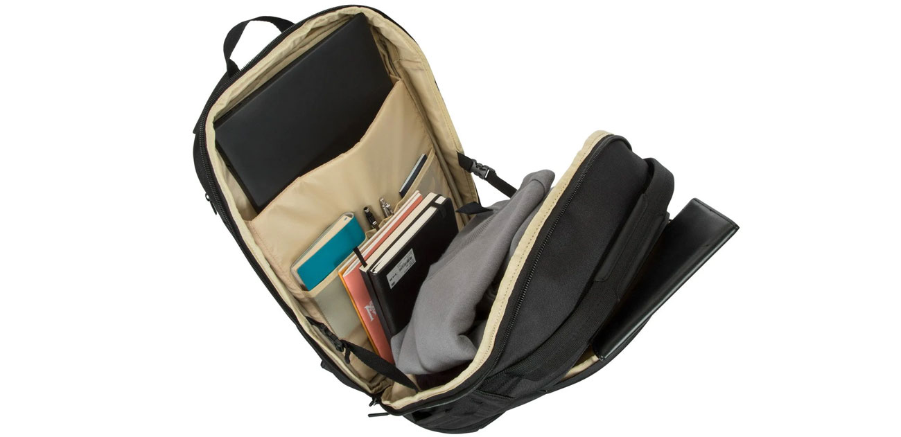 Targus Work Compact Backpack wnętrze