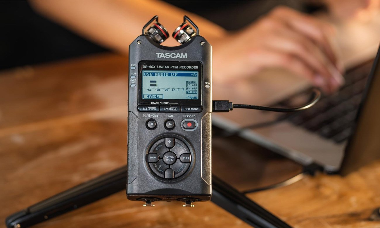 Przenośny czterościeżkowy rejestrator cyfrowy z interfejsem audio USB Tascam DR-40X - Łatwa obsługa