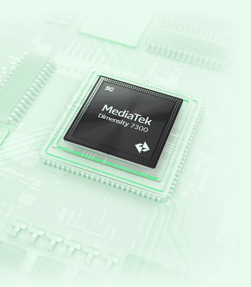 Procesor MediaTek Dimensity 7300 z oznaczeniem 5G (Fifth Generation) umieszczony na zielonej płycie głównej
