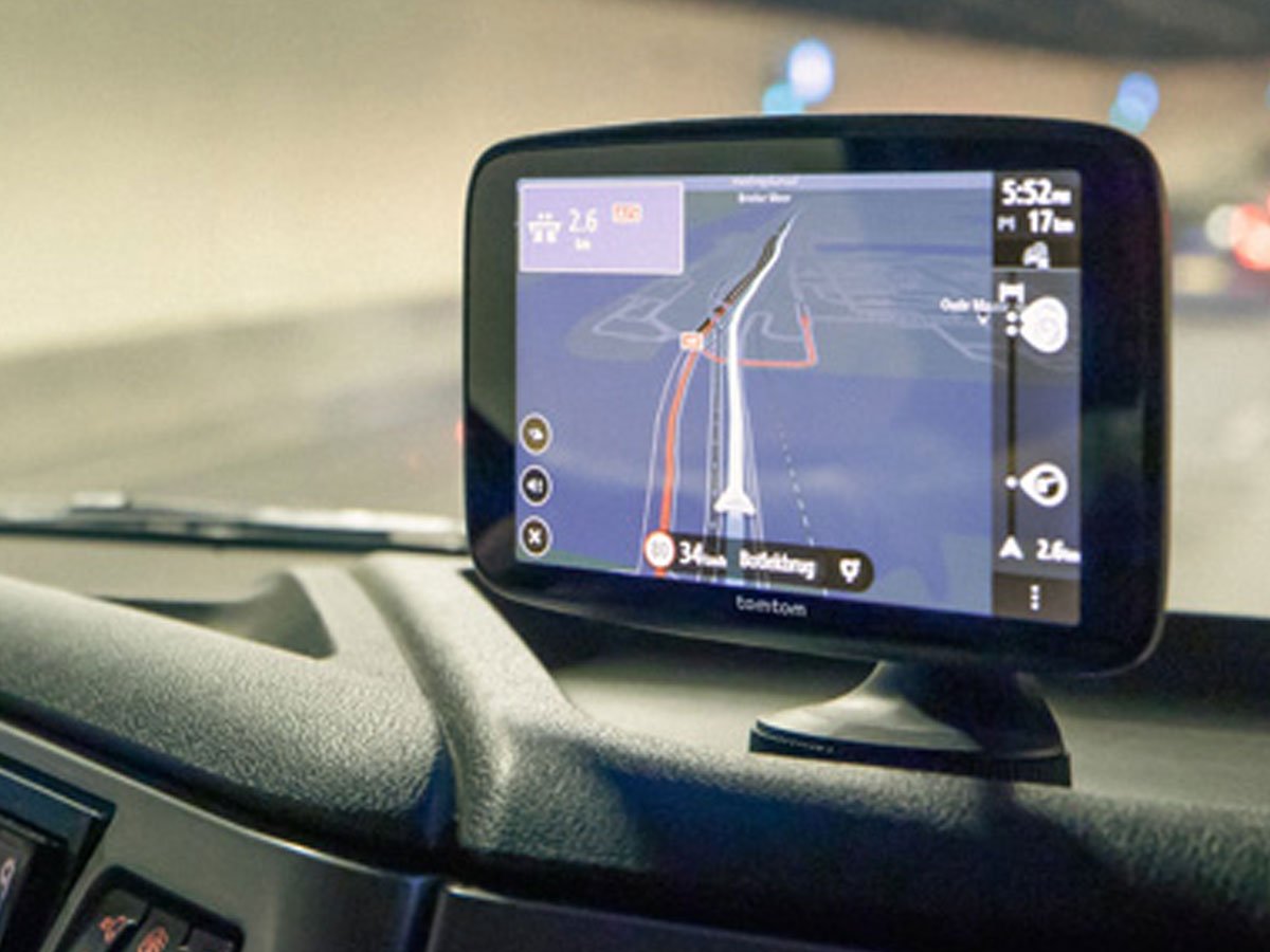 Nawigacja GPS dla ciężarówek TomTom GO Expert 7 Plus Premium Pack - Grafika lifestyle