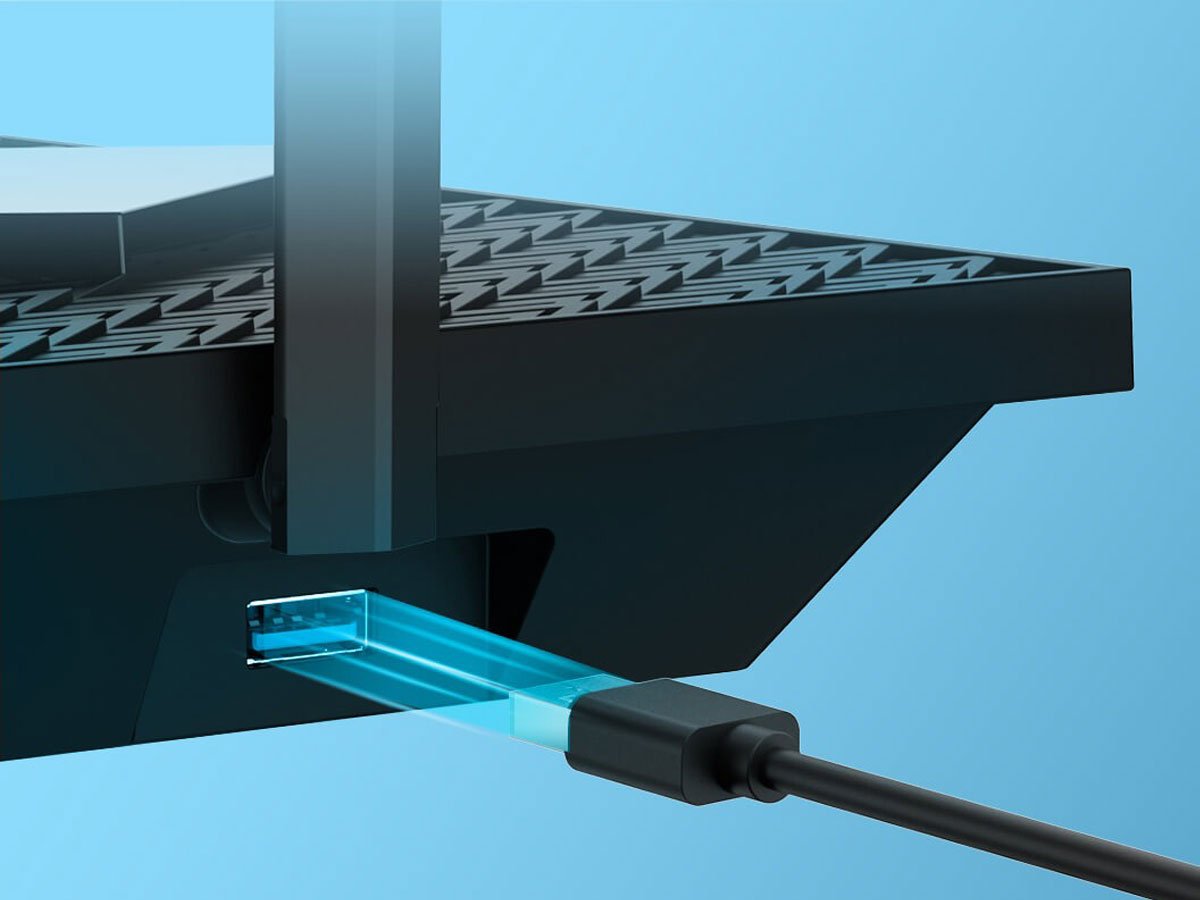 Trzypasmowy router TP-Link Archer AXE75 - Szybki port USB 3.0 i prosta konfiguracja