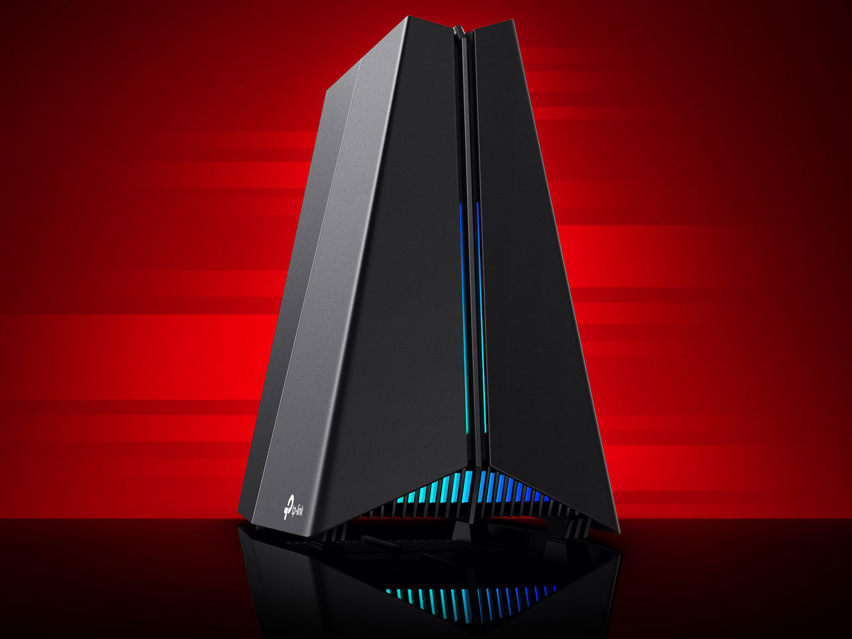 Trzypasmowy router TP-Link Archer GXE75 - Grafika lifestyle