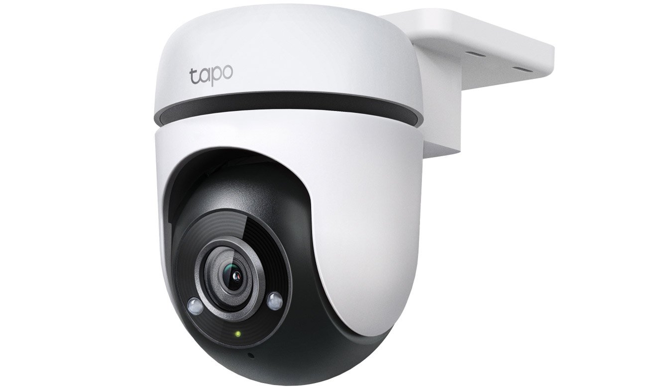 Розумна зовнішня камера TP-Link Tapo C500 - кутовий вид спереду