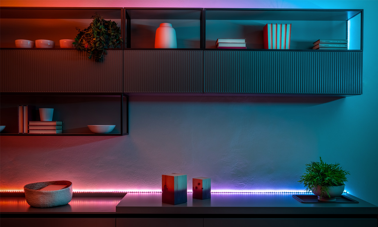 Taśma Twinkly Line Starter Kit 90 LED 1,5m Czarny - Zarządzaj każdą lampką osobno