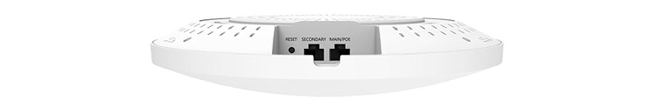 Access Point IP-COM PRO-6-LR widok od spodu, porty