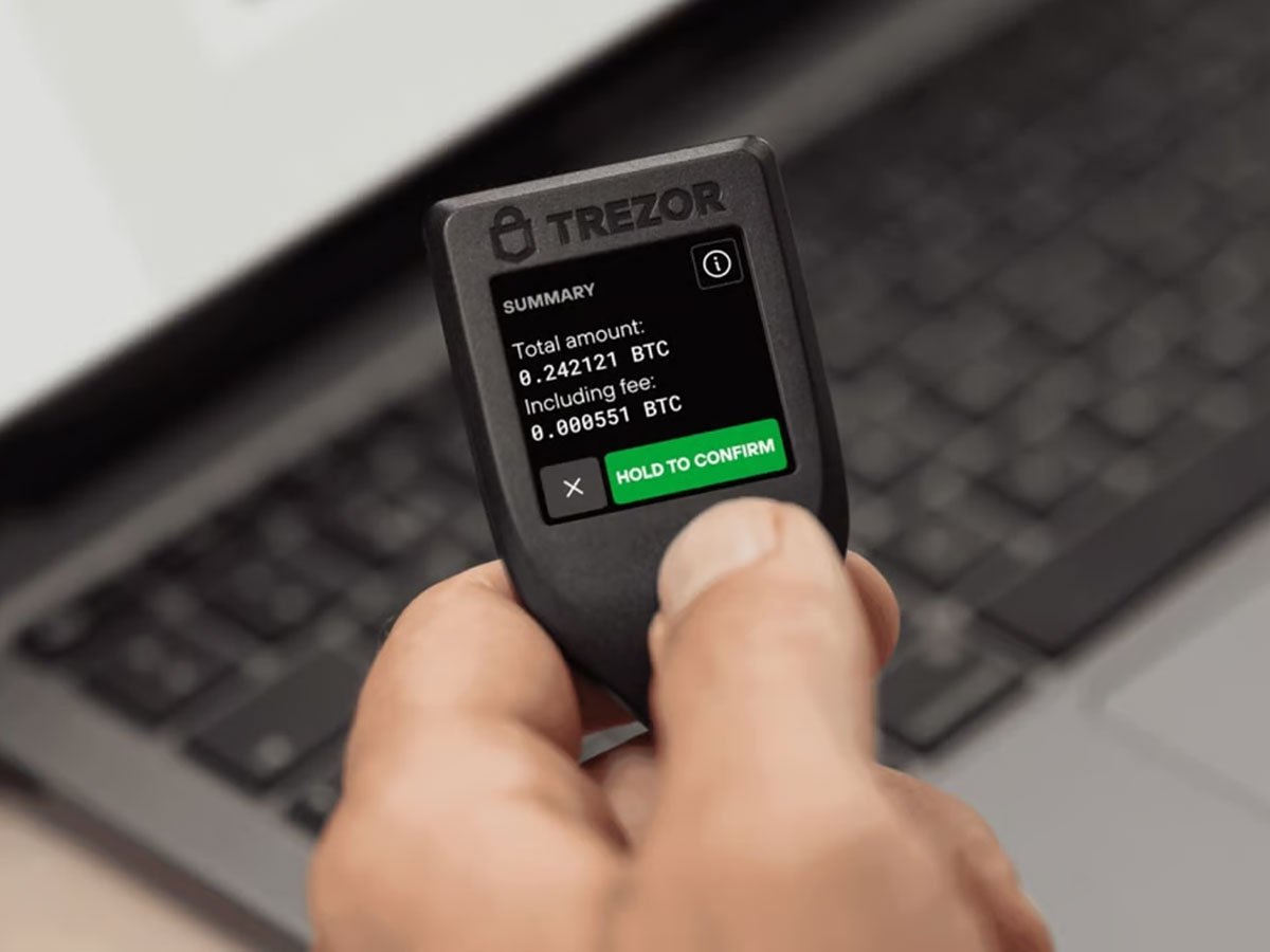 Trezor Model T
