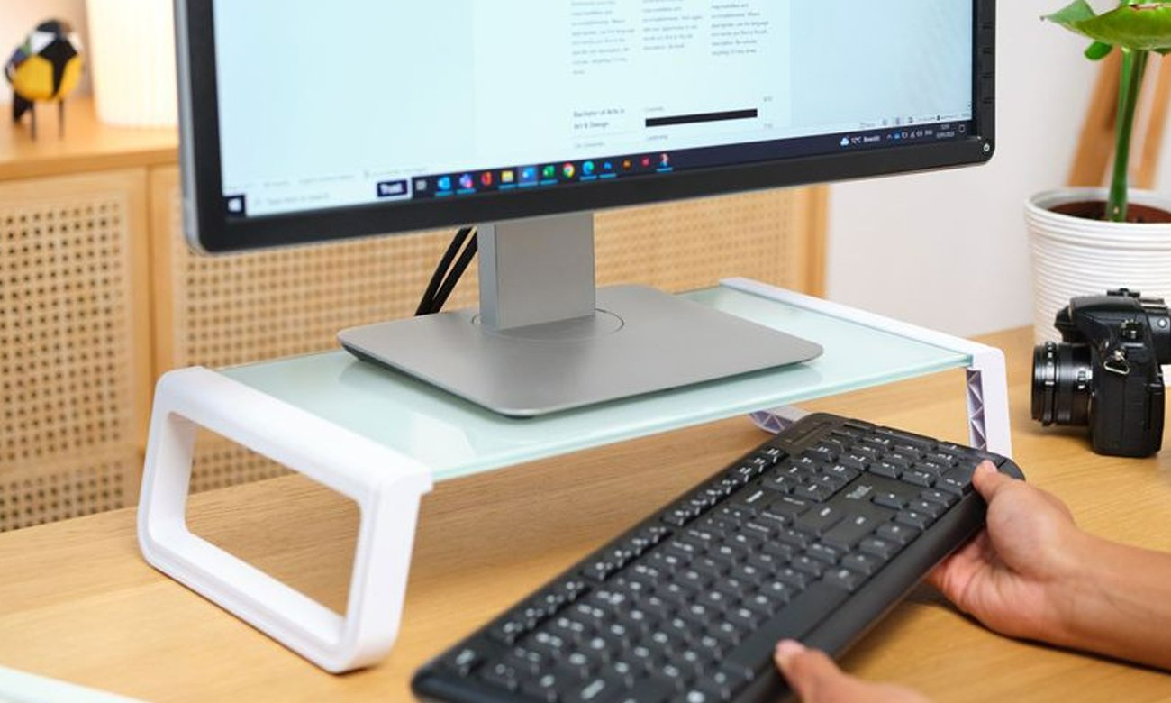 Trust Monta Monitor Stand miejsce pod podstawką