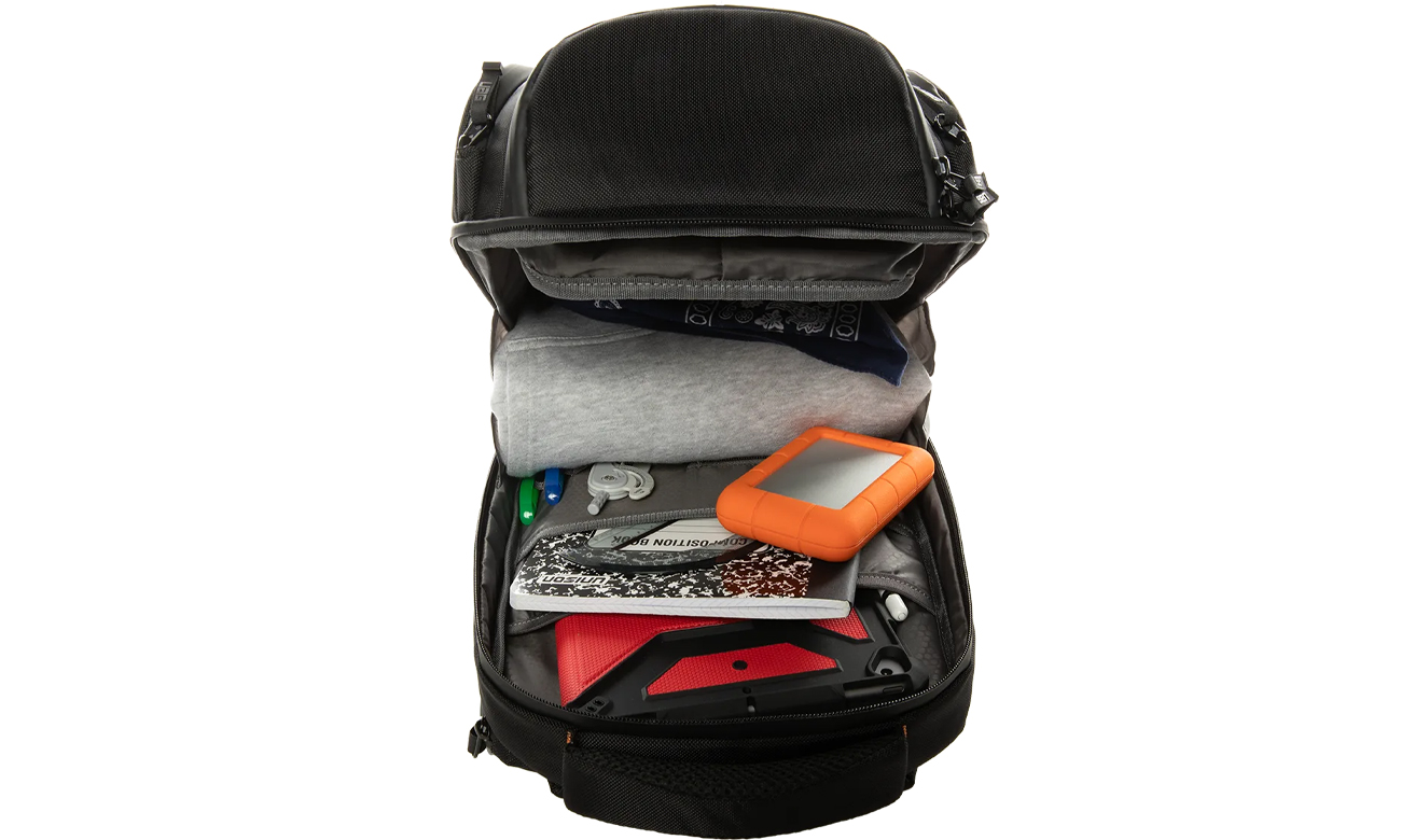 UAG Standard Issue Backpack wnętrze