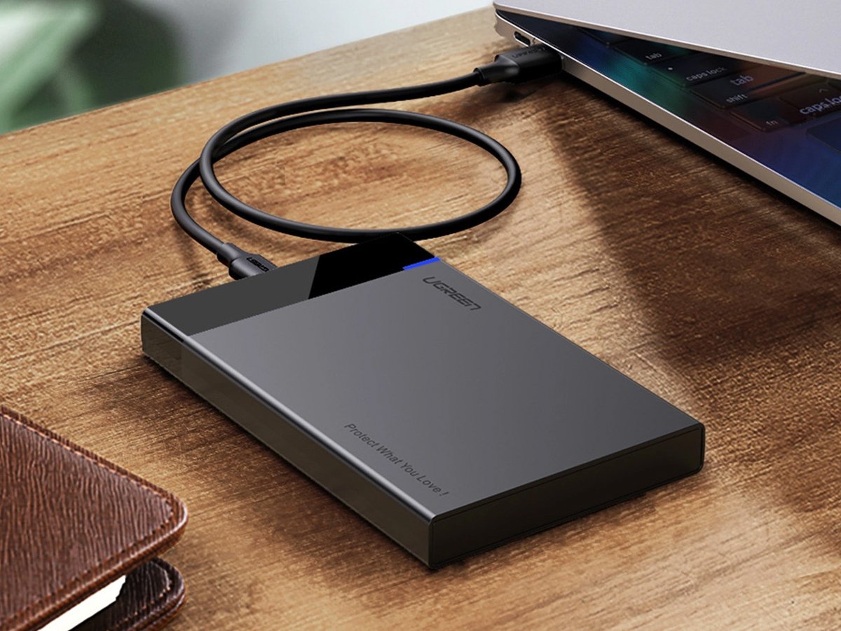 UGREEN Gehäuse für SATA 2.5' Festplatte bis 6TB USB-C 3.0 US221