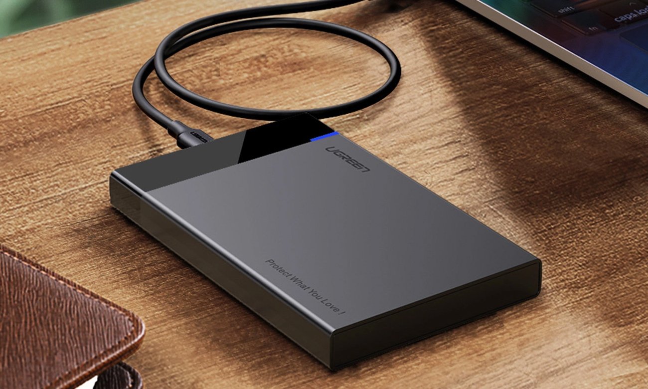 UGREEN Gehäuse für SATA 2.5' Festplatte bis 6TB USB-C 3.0 US221