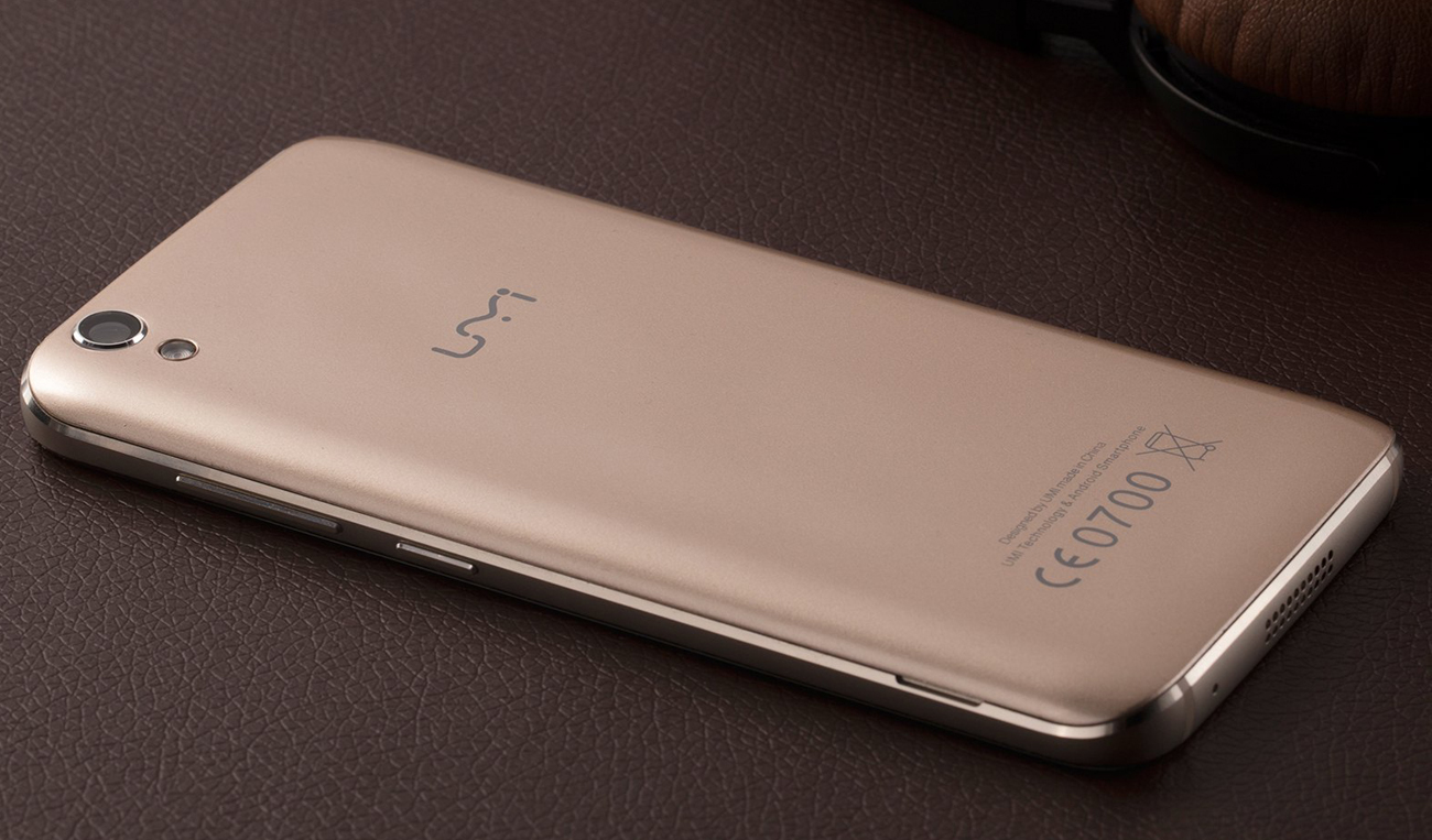 UMi Diamond aparat 8 mpix