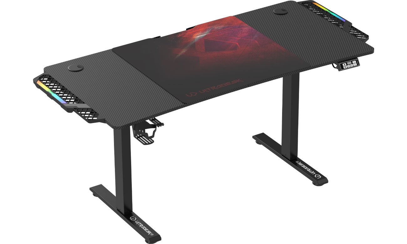 Biurko gamingowe Ultradesk Level V2 LED RGB Czarno-czerwone - Widok od przodu pod kątem