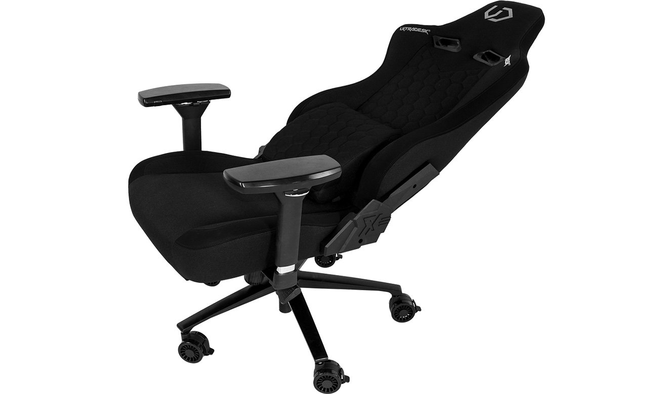 Fotel gamingowy Ultradesk Throne - Widok od przodu pod kątem z rozłożonym oparciem