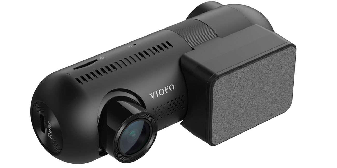 Wideorejestrator Viofo T130 3CH-G - Widok modułu głównego od przodu pod kątem