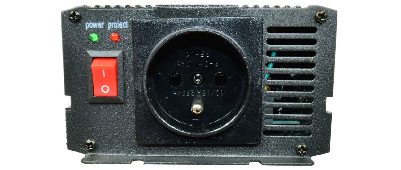 VOLT SINUS 600 24/230V (300/600W)