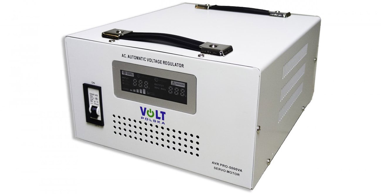 VOLT AVR PRO 5000 3% widok z przodu pod kątem