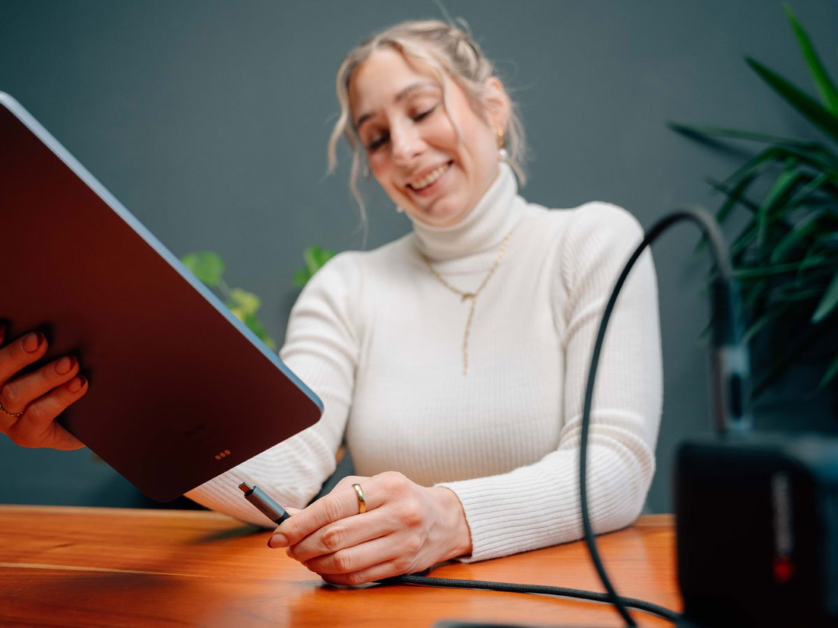 Verbatim Sync & Charge Cable USB-C to USB-C 240W 40 Gbps Display 120 cm podłączanie