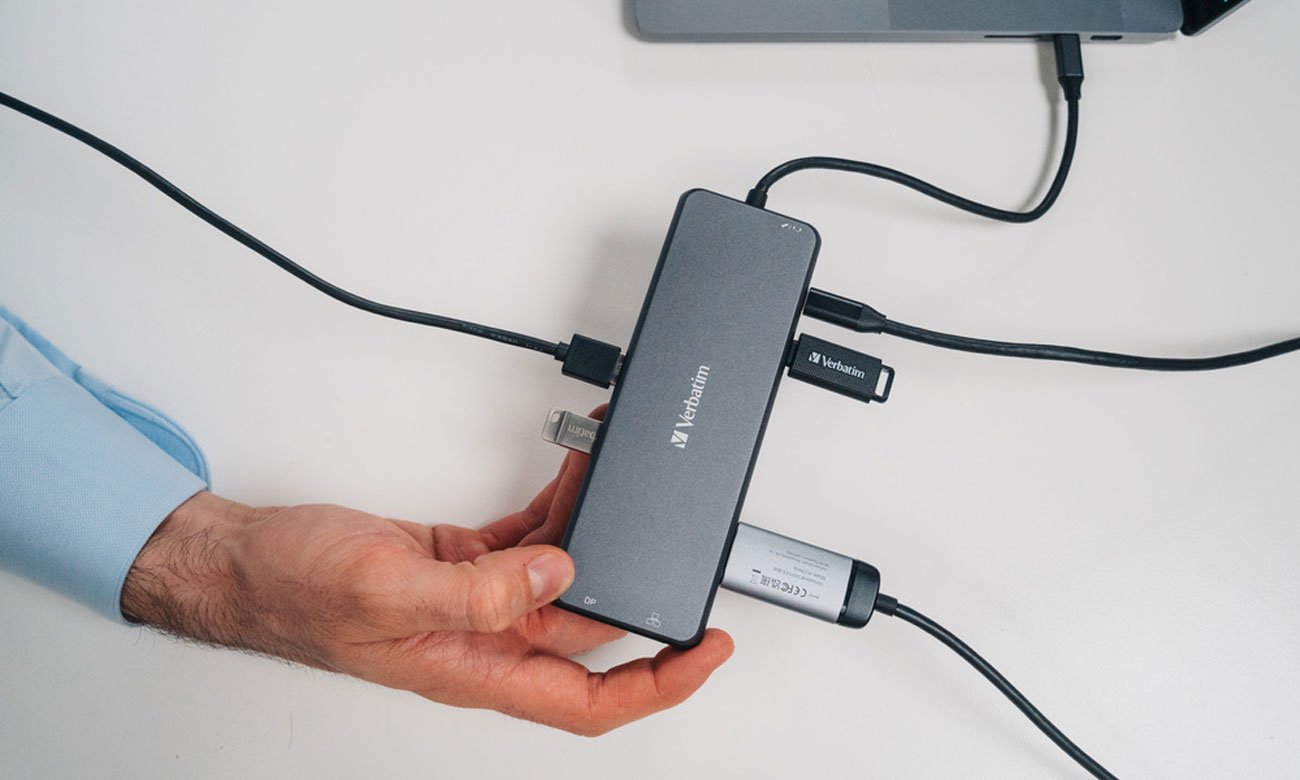 Verbatim USB-C Pro 13-Port Multiport Hub łączność