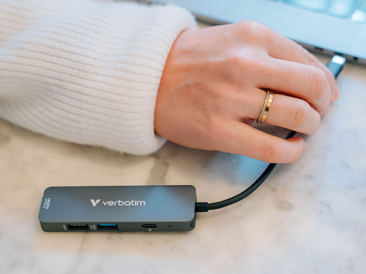 Verbatim USB-C Essentials Multiport Hub 4 Port