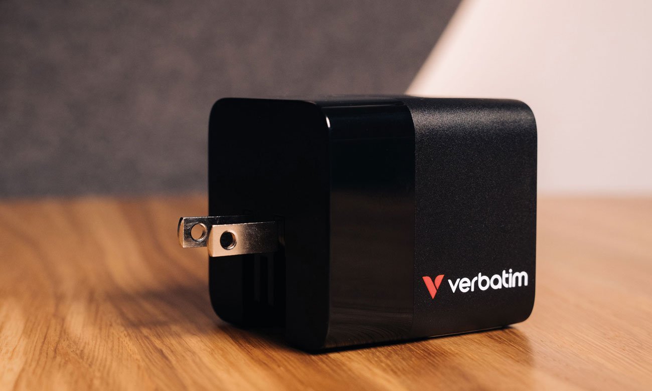 Verbatim GaN Charger 65W 2 Port retr cable US/EU/UK