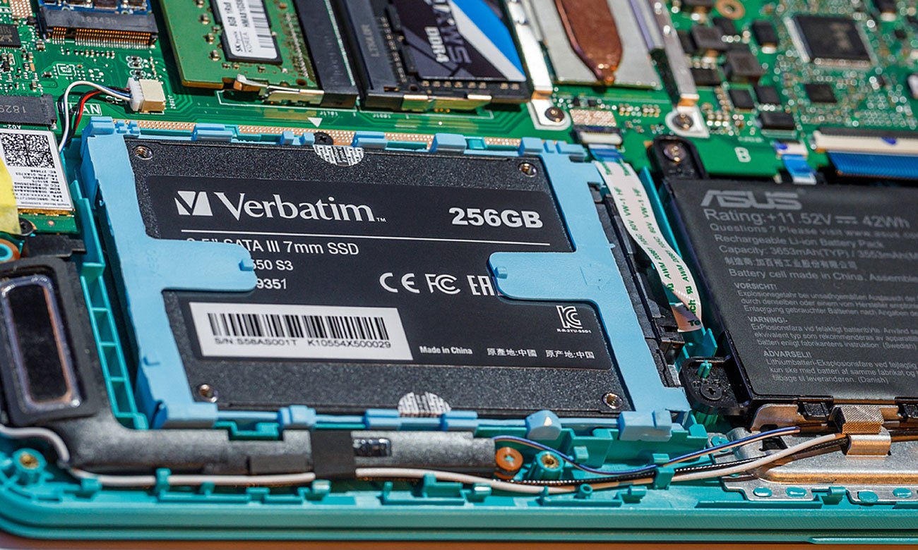 Verbatim 256 GB 2,5 SATA SSD Vi550 S3