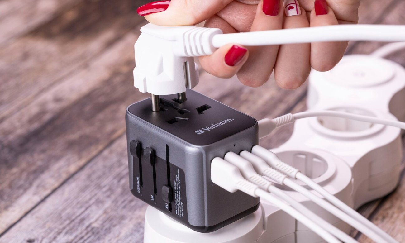 Uniwersalny adapter podróżny Verbatim wygląd