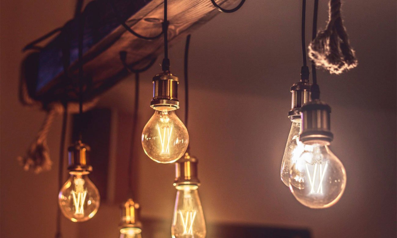 Inteligentna żarówka WiZ Filament WiZ60 DW