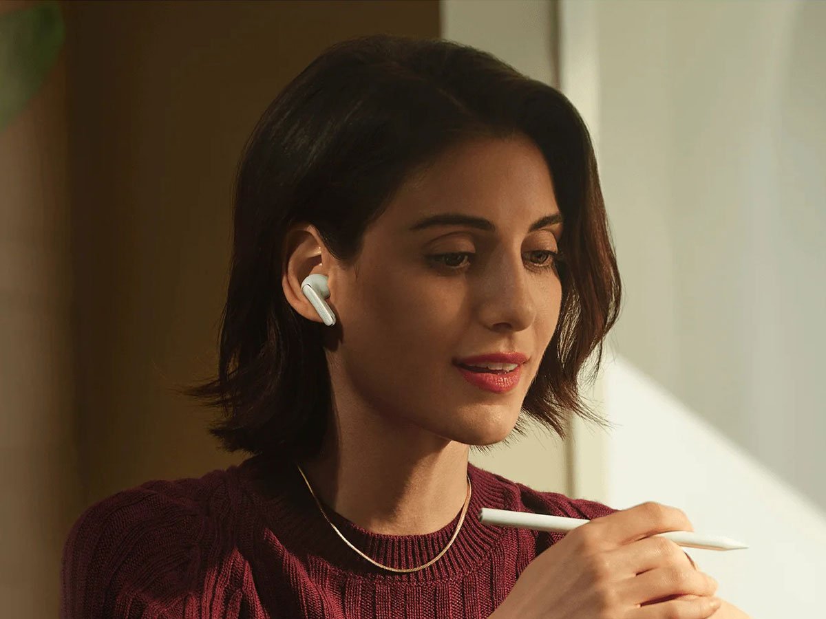 Słuchawki bezprzewodowe Xiaomi Buds 5 Pro Białe - Grafika lifestyle
