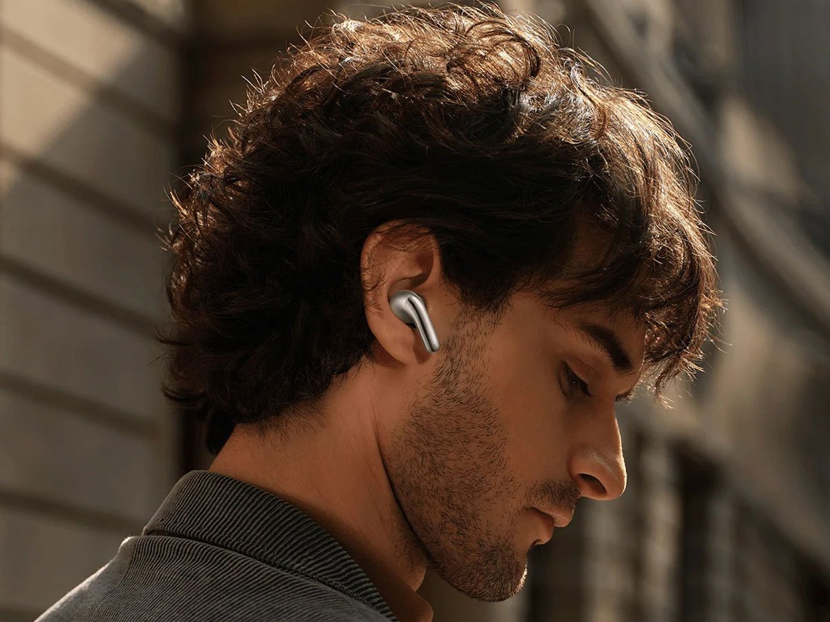 Słuchawki bezprzewodowe Xiaomi Buds 5 Pro Białe - Grafika lifestyle