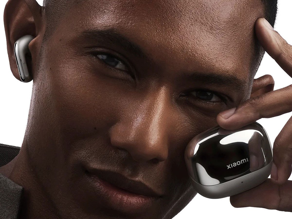 Słuchawki bezprzewodowe Xiaomi Buds 5 Pro Białe - Grafika lifestyle