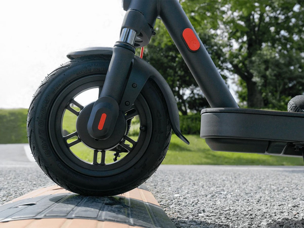 Hulajnoga elektryczna Xiaomi Electric Scooter Elite - Grafika lifestyle
