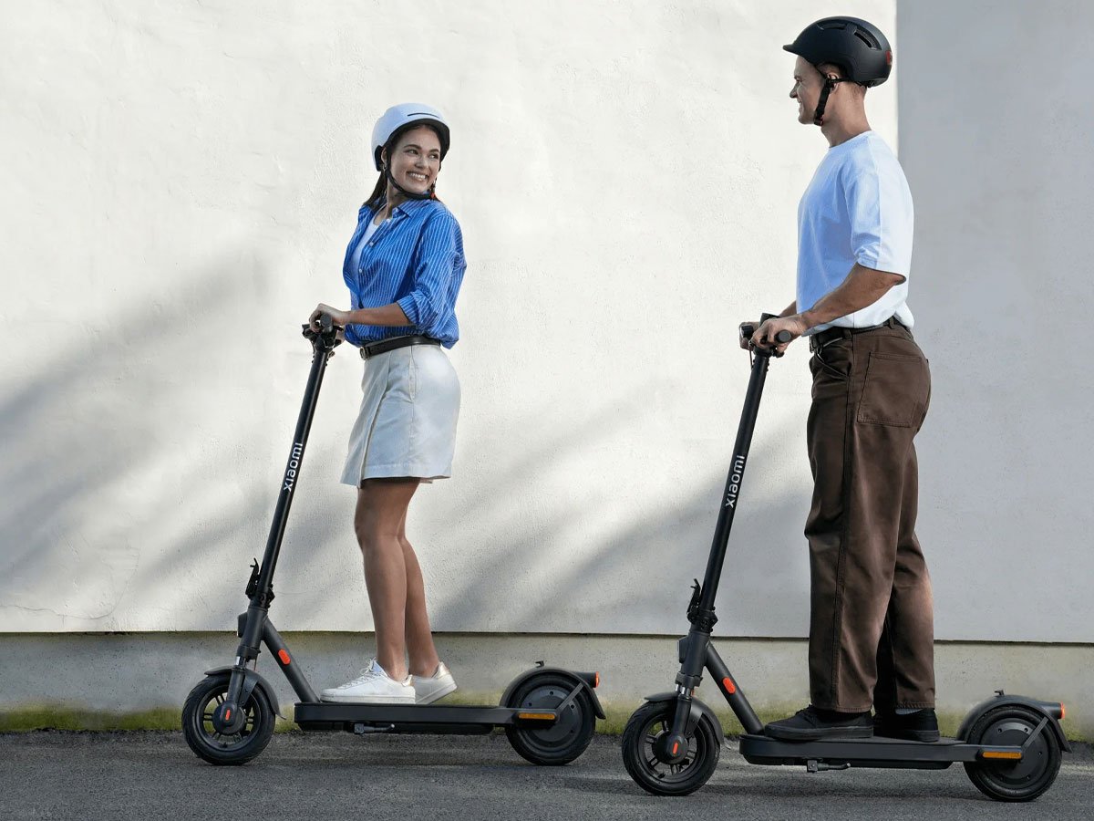 Hulajnoga elektryczna Xiaomi Electric Scooter Elite - Grafika lifestyle