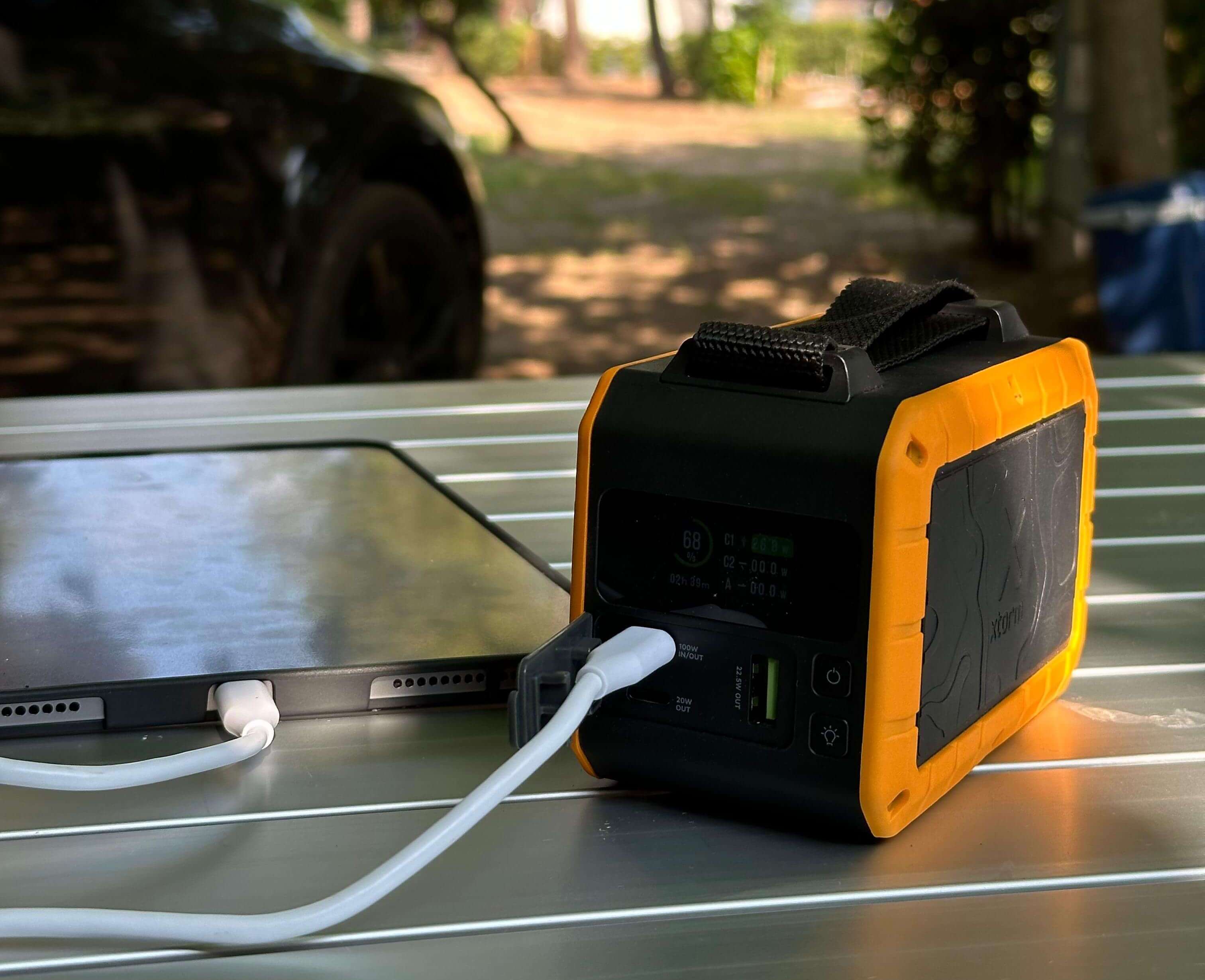 XTORM Power bank Rugged Flashlight 40000 mAh 100W