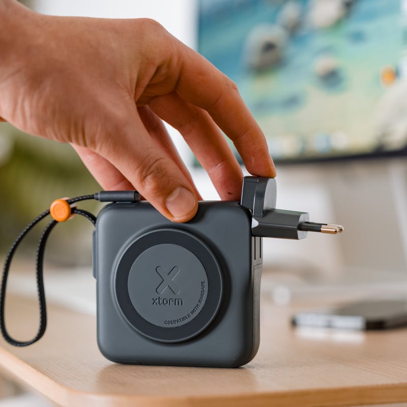 XTORM Ładowarka Podrózna 3-w-1 10.000mAh