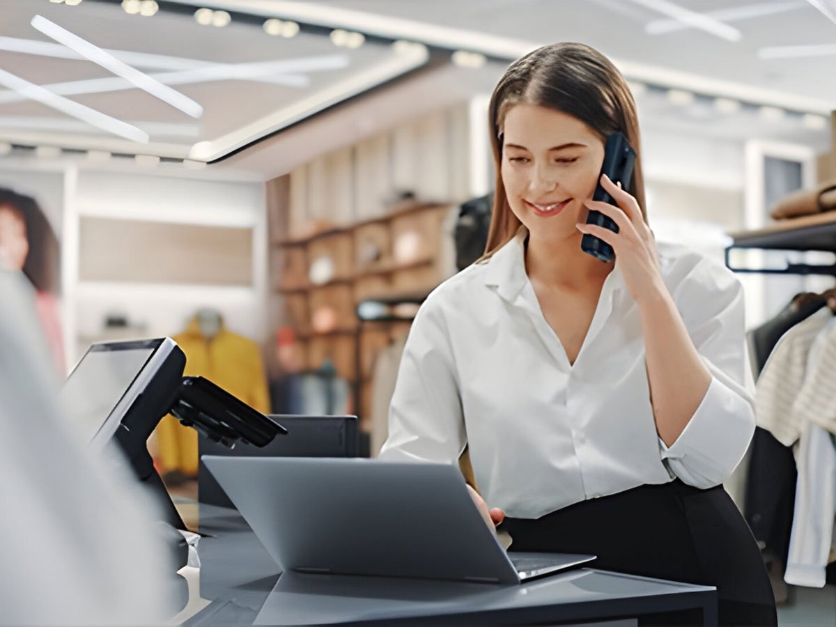 Telefon DECT Yealink W57R - Grafika lifestyle