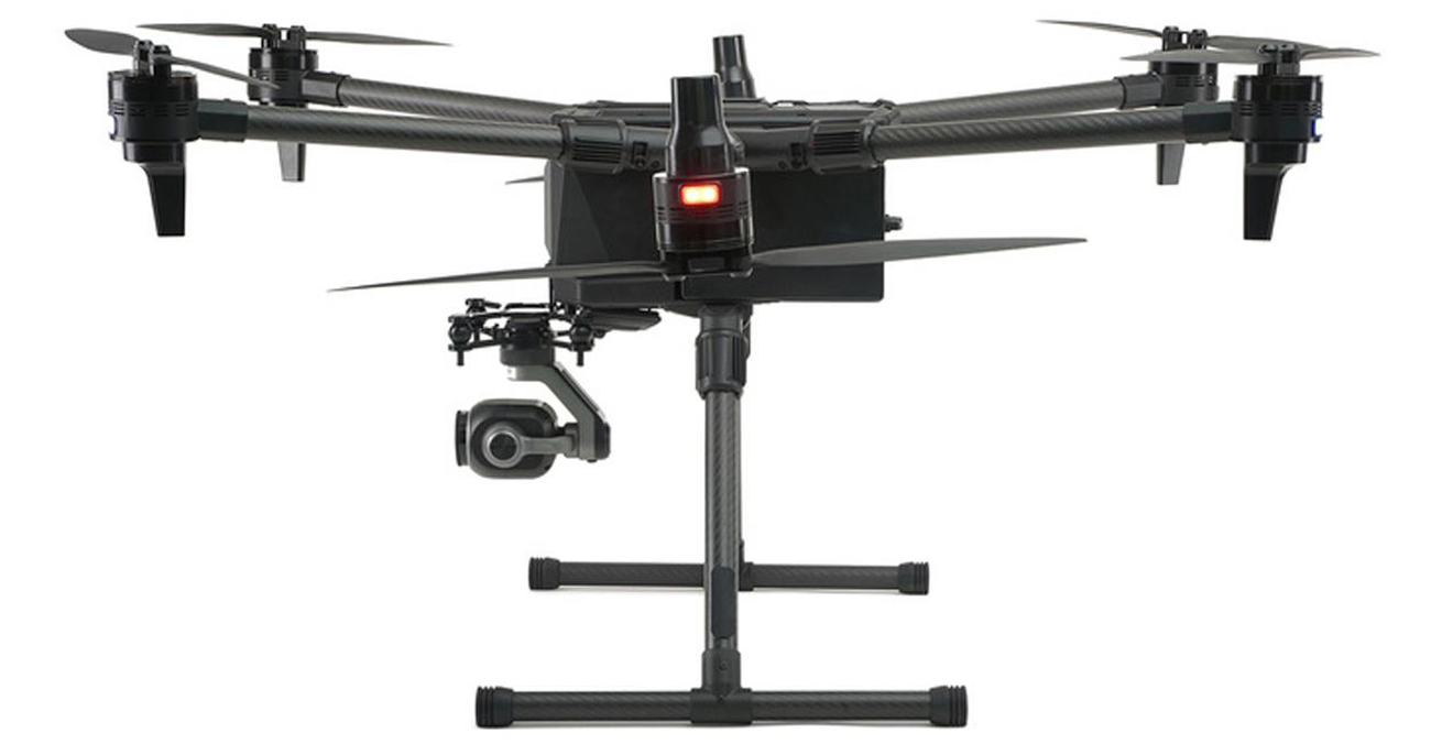 Dron Yuneec H850-RTK - Widok z boku