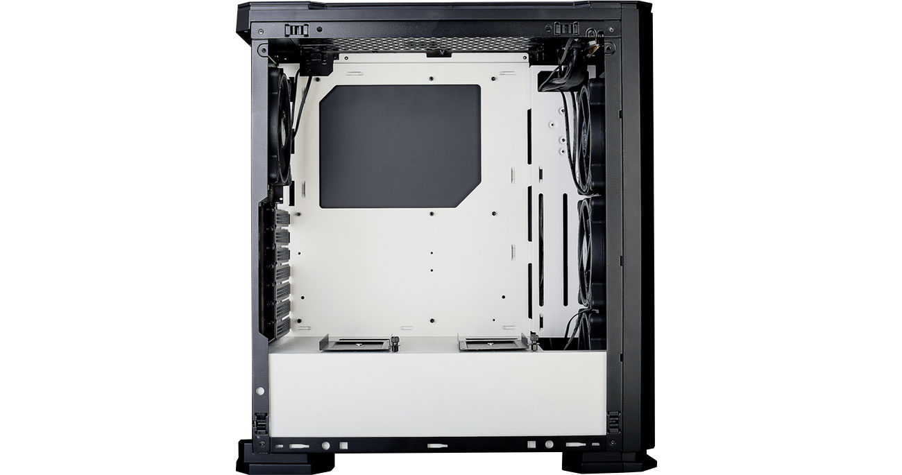 Zalman X3 White - Wnętrze