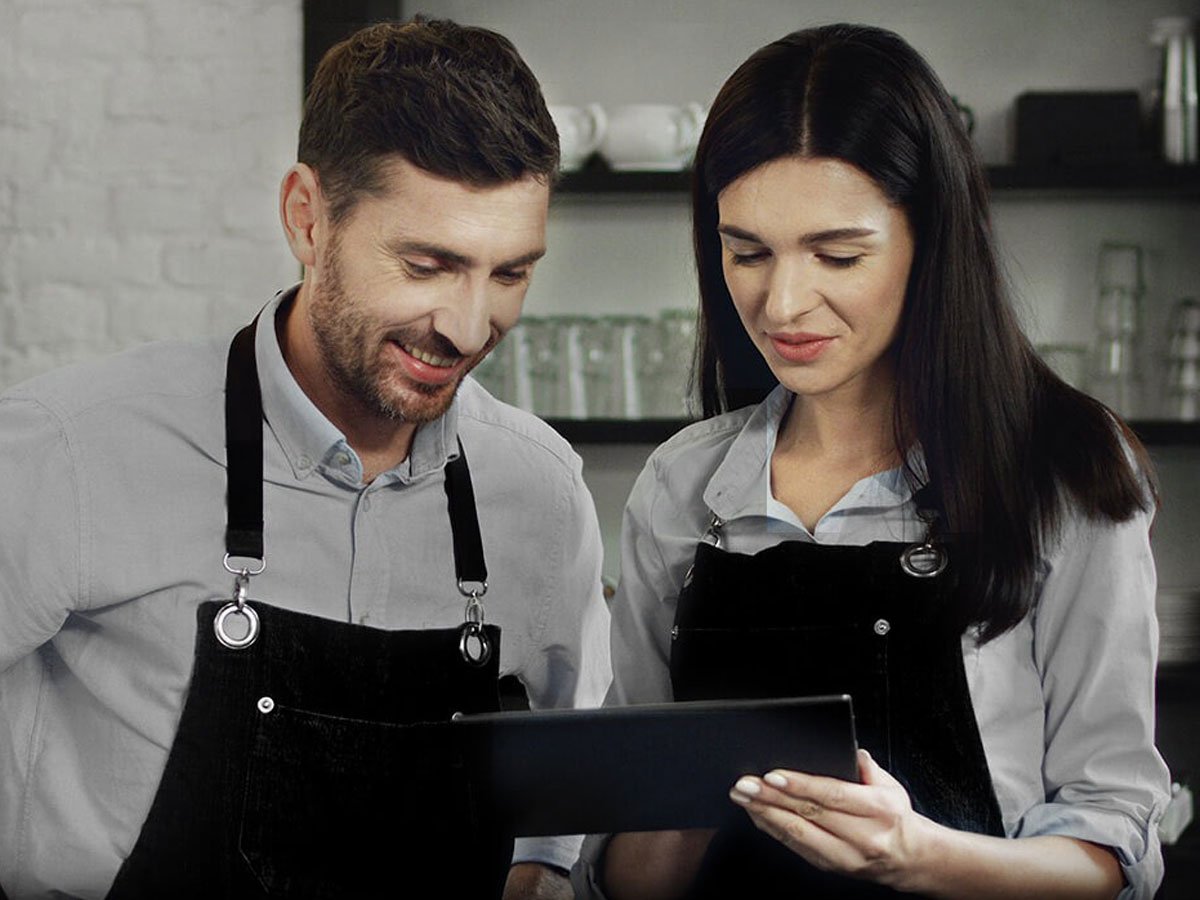 Router Zyxel LTE3301-PLUS - Grafika lifestyle