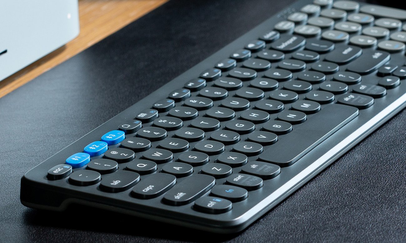 Zagg Pro Keyboard widok z boku
