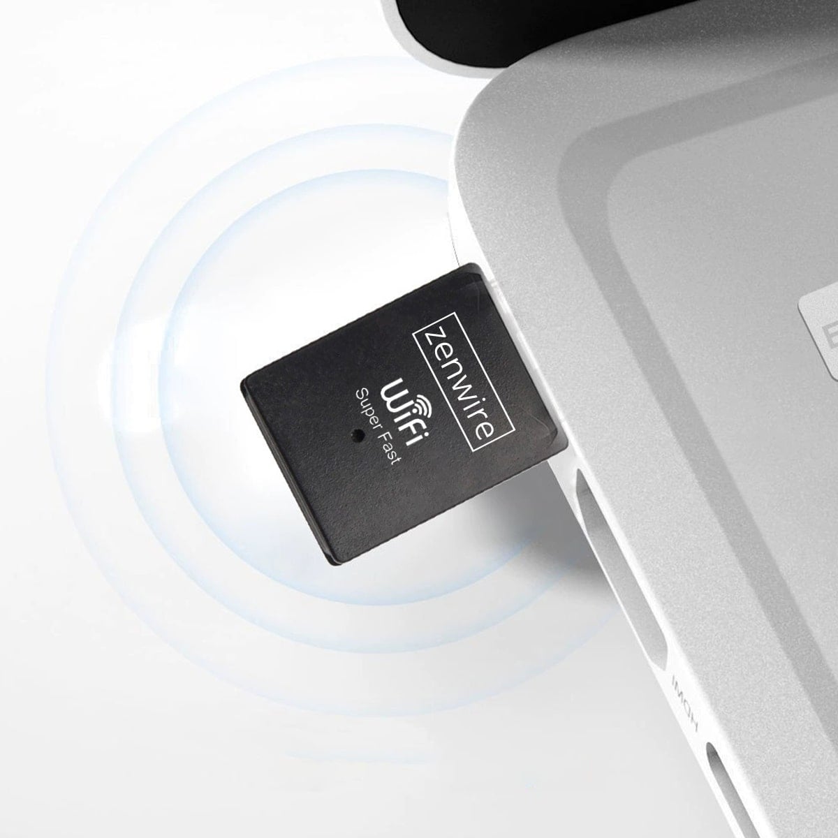 Zenwire WD-AX302 podłączony do laptopa