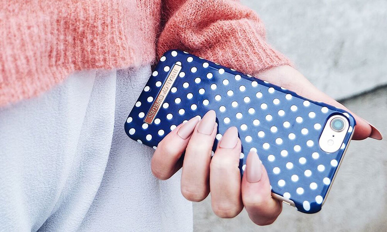 Fashion Case Blue Polka Dots